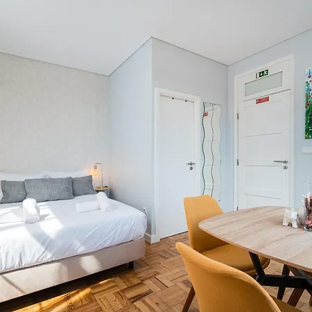 Hostal Magnolia *
