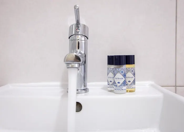 Magnolia אבאירו