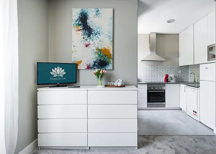 אכסניה Magnolia אבאירו